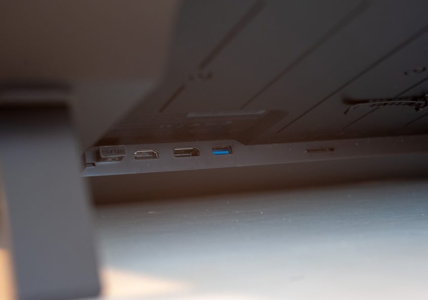 Cintiq Pro 24 input retro display